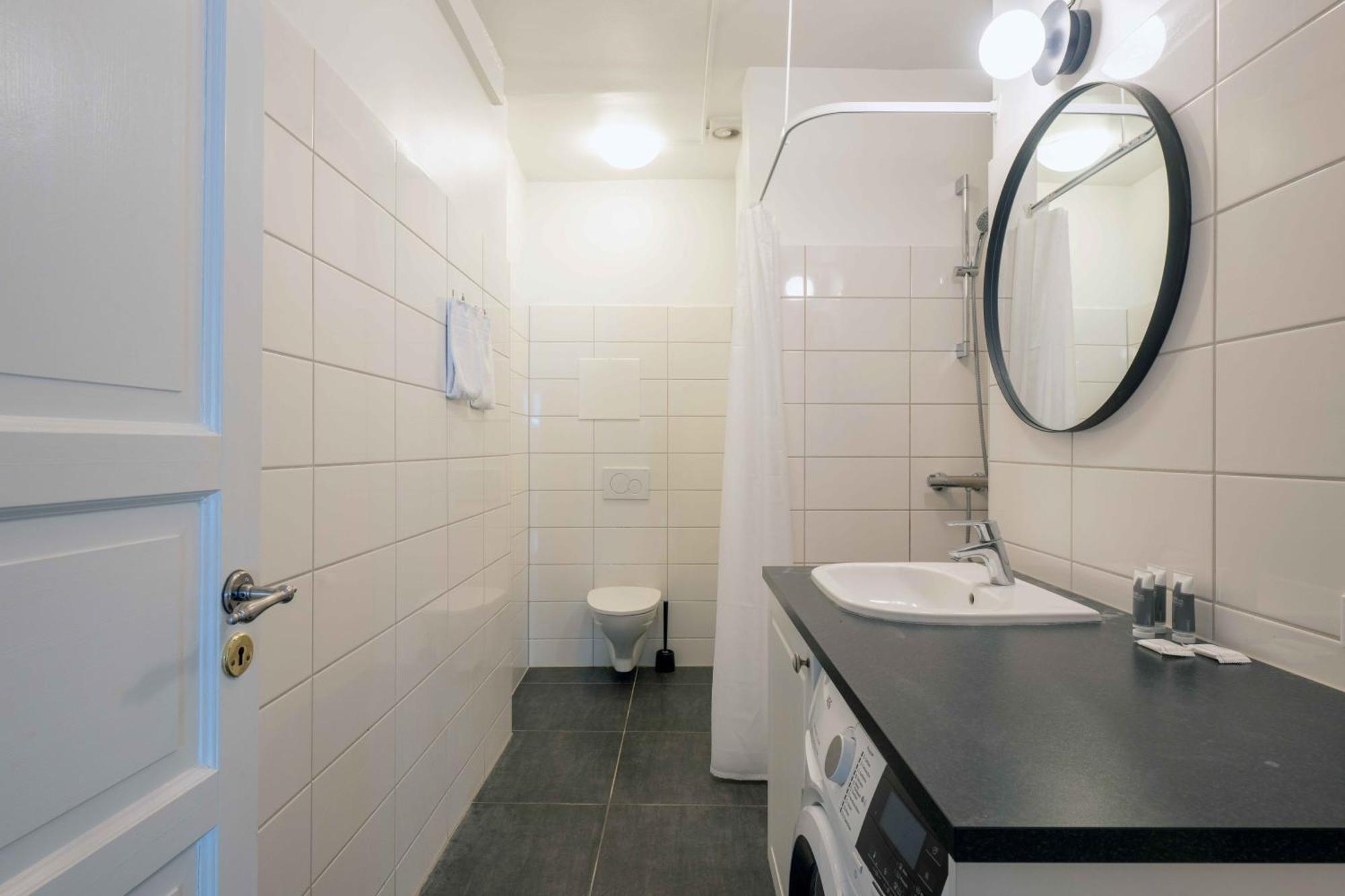 Spacious Tivoli Gardens Apartment W 3 Bedrooms 哥本哈根 外观 照片