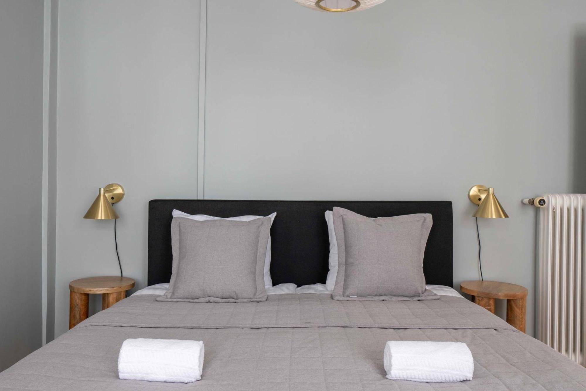 Spacious Tivoli Gardens Apartment W 3 Bedrooms 哥本哈根 外观 照片