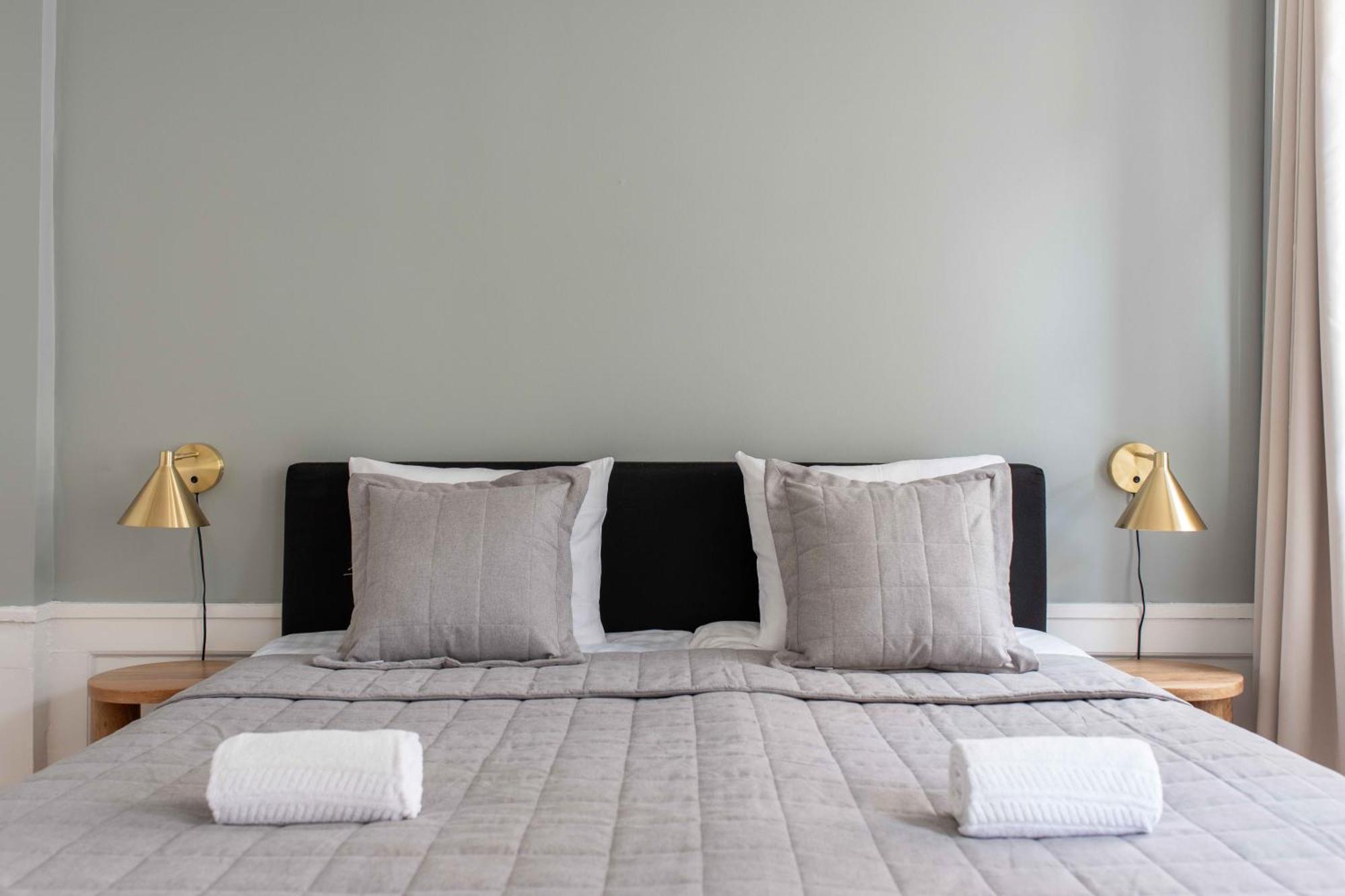 Spacious Tivoli Gardens Apartment W 3 Bedrooms 哥本哈根 外观 照片